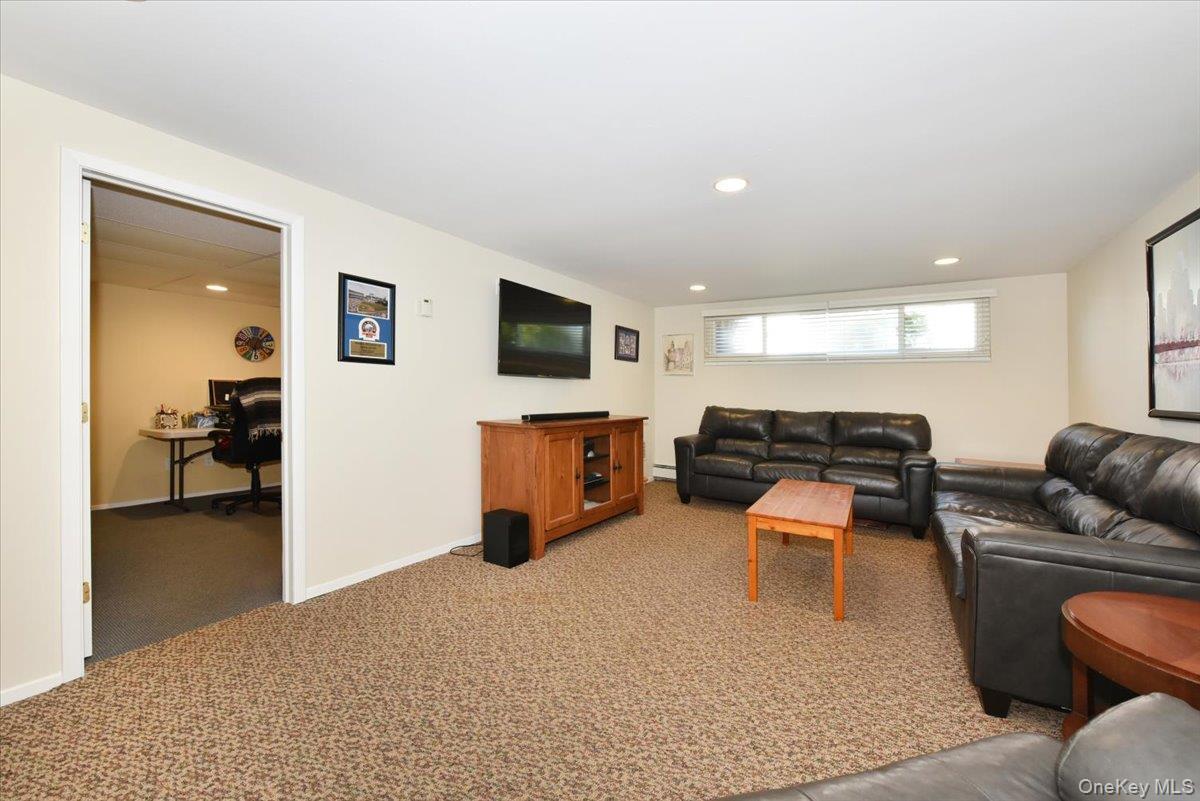 Single Family Glenwood Road Nassau County, NY 11803, MLS-1042827-23
