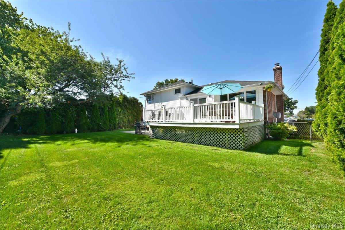 Single Family Glenwood Road Nassau County, NY 11803, MLS-1042827-31