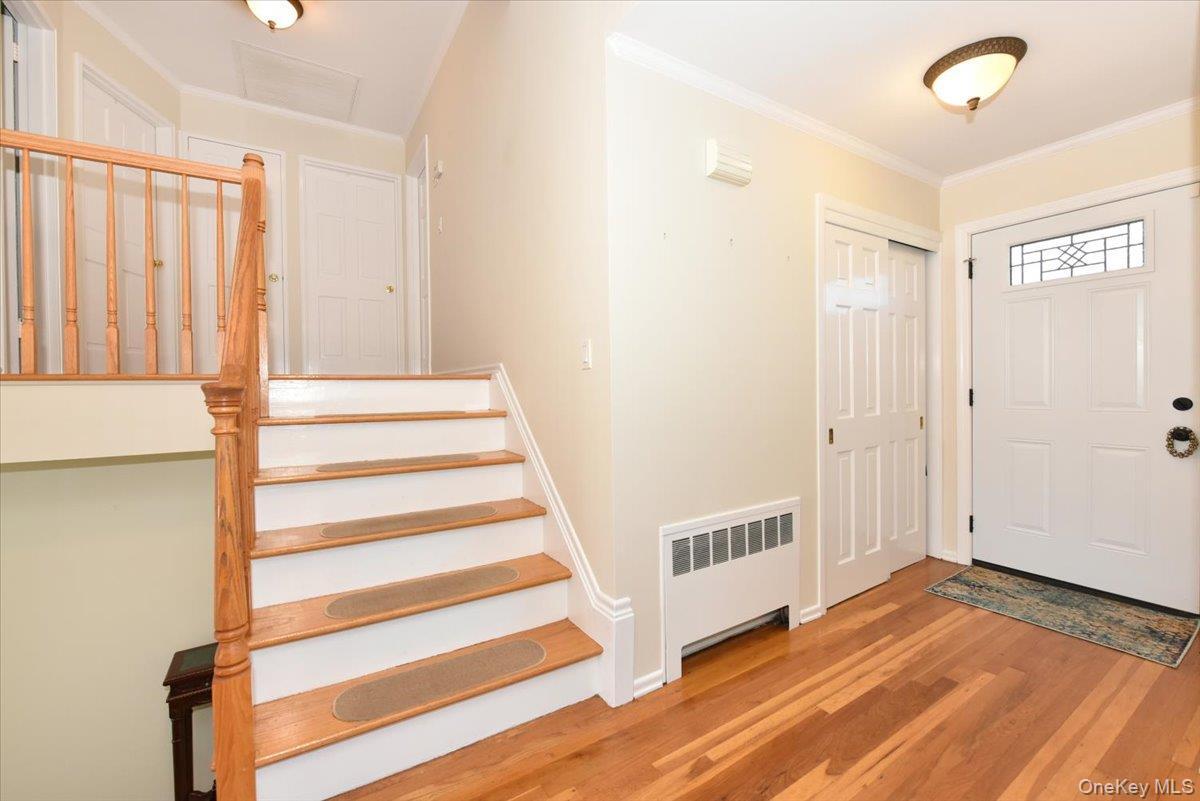 Single Family Glenwood Road Nassau County, NY 11803, MLS-1042827-4