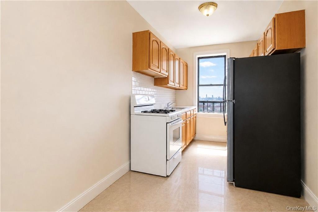 Coop E 19th Street Brooklyn, NY 11230, MLS-1042831-6