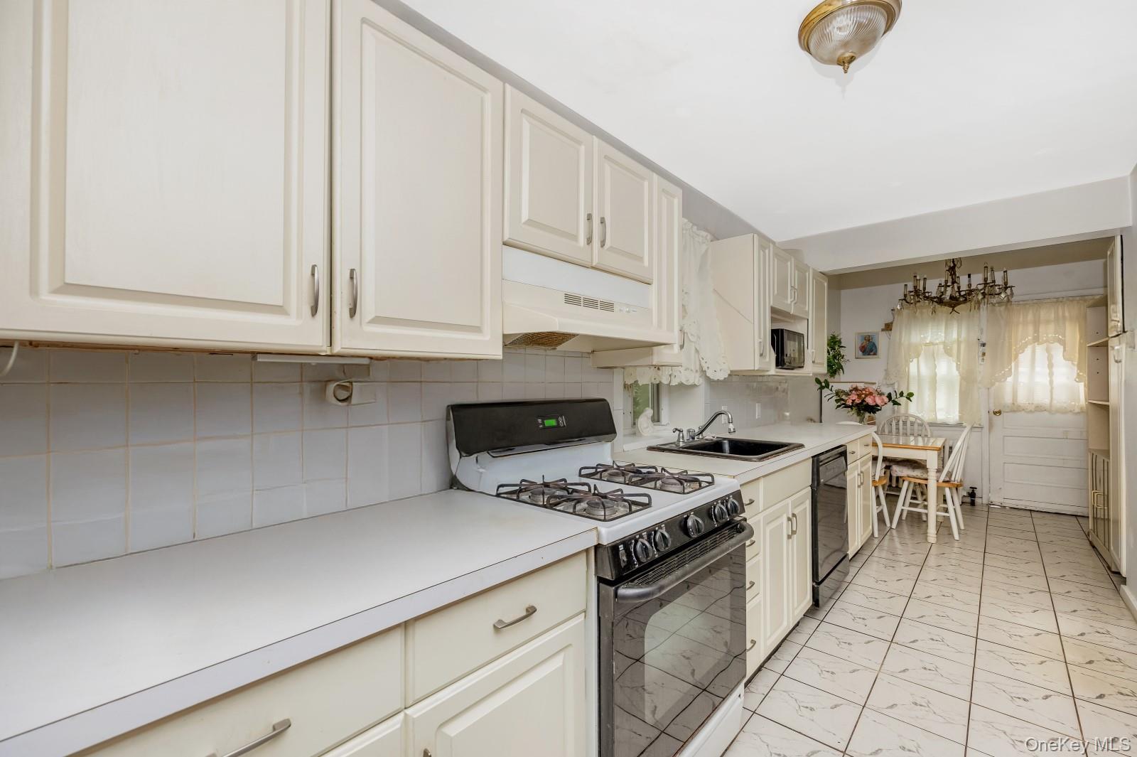Single Family 62nd Drive  Queens, NY 11379, MLS-1042833-13