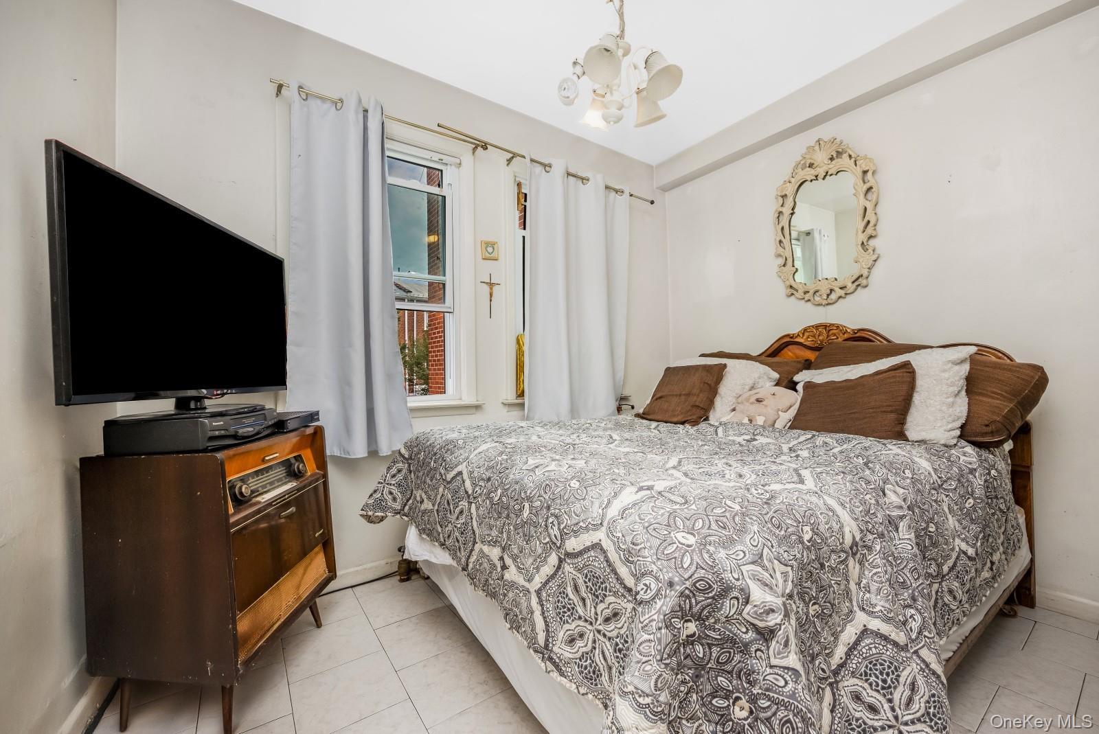 Single Family 62nd Drive  Queens, NY 11379, MLS-1042833-16