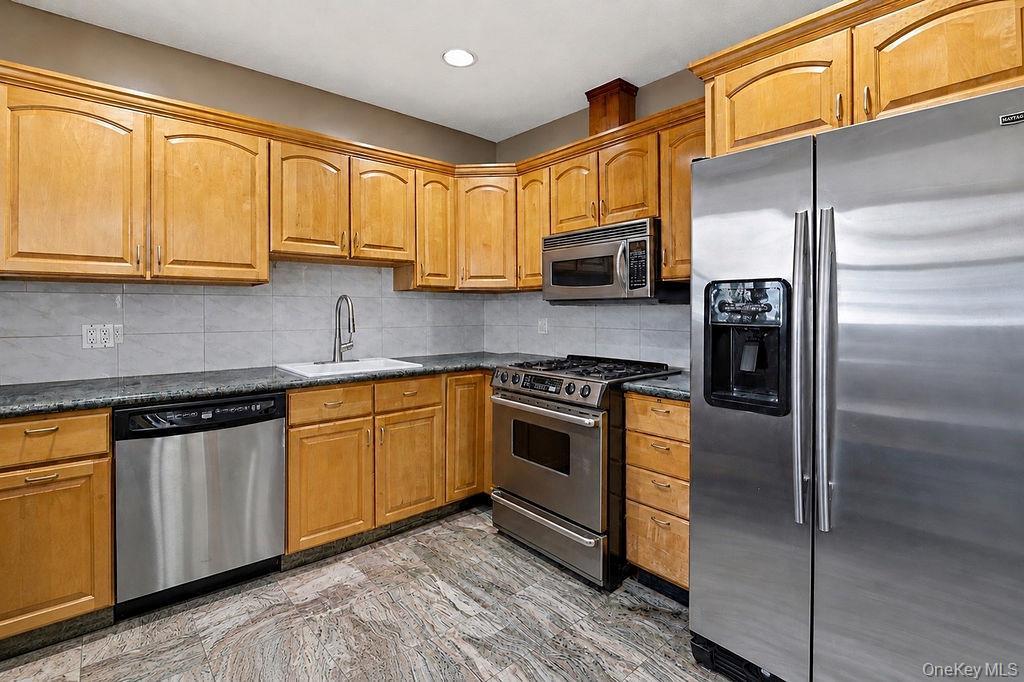 Single Family 159th Avenue  Queens, NY 11414, MLS-1042834-11