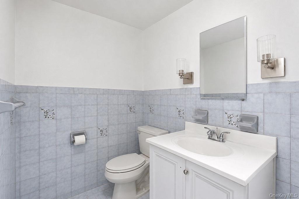 Single Family 159th Avenue  Queens, NY 11414, MLS-1042834-19