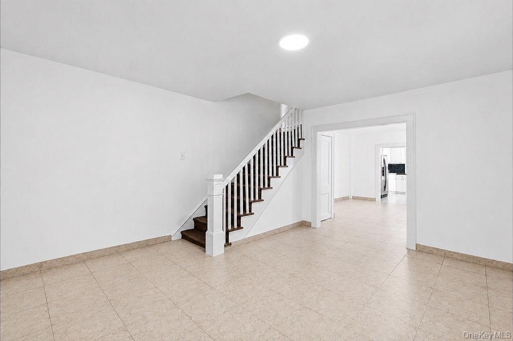 Single Family 159th Avenue  Queens, NY 11414, MLS-1042834-23