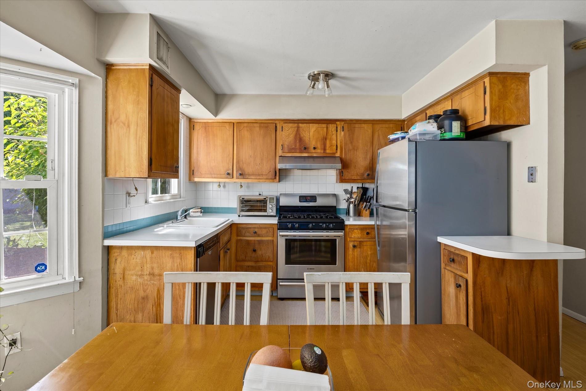 Single Family Charlemagne Drive  Suffolk County, NY 11767, MLS-1042836-11