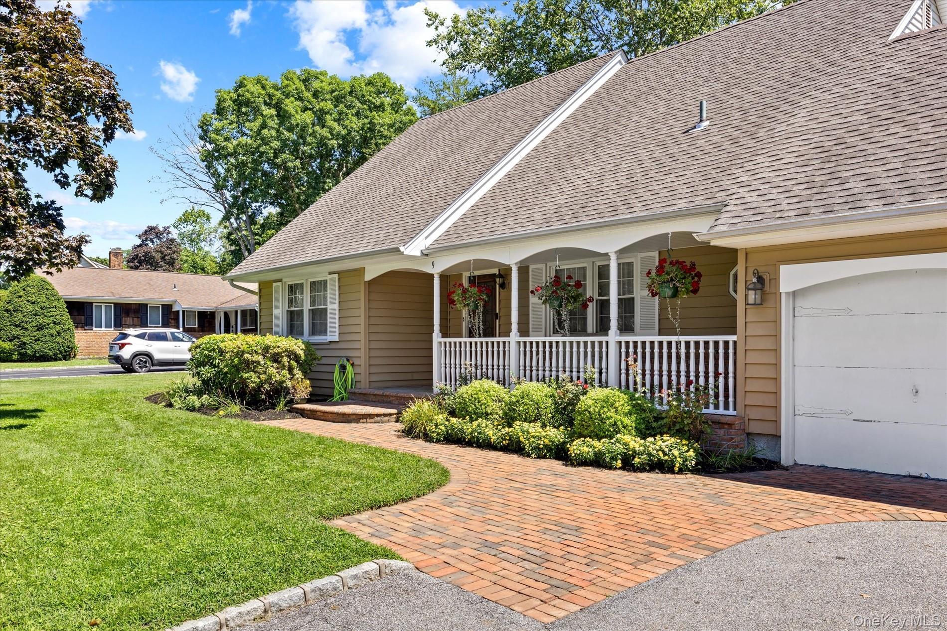 Single Family Charlemagne Drive  Suffolk County, NY 11767, MLS-1042836-3