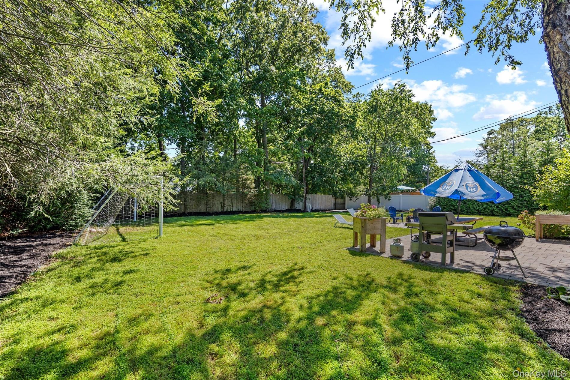 Single Family Charlemagne Drive  Suffolk County, NY 11767, MLS-1042836-30