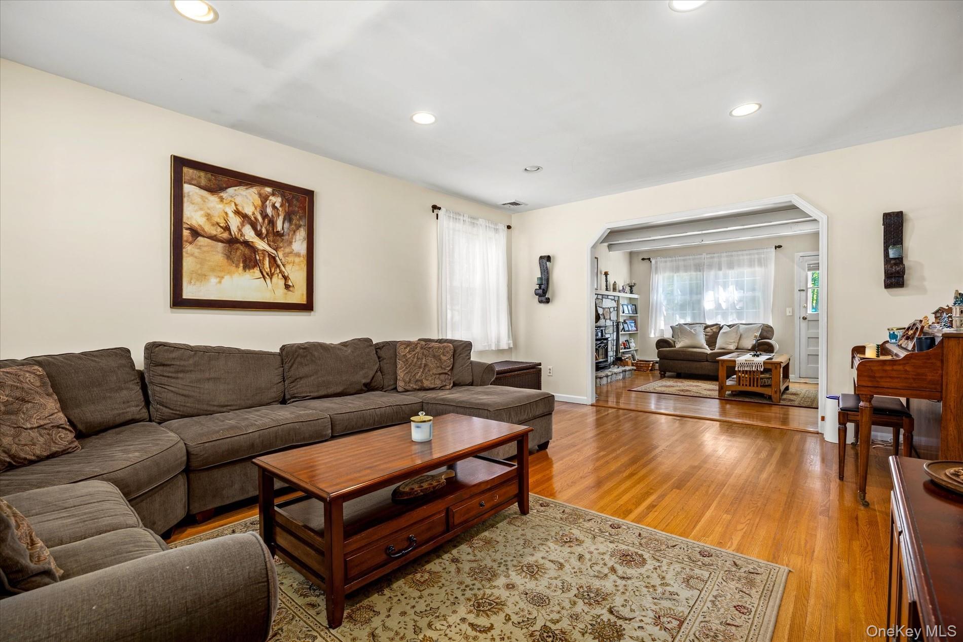 Single Family Charlemagne Drive  Suffolk County, NY 11767, MLS-1042836-7