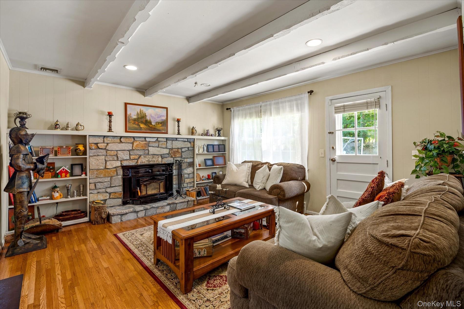 Single Family Charlemagne Drive  Suffolk County, NY 11767, MLS-1042836-9