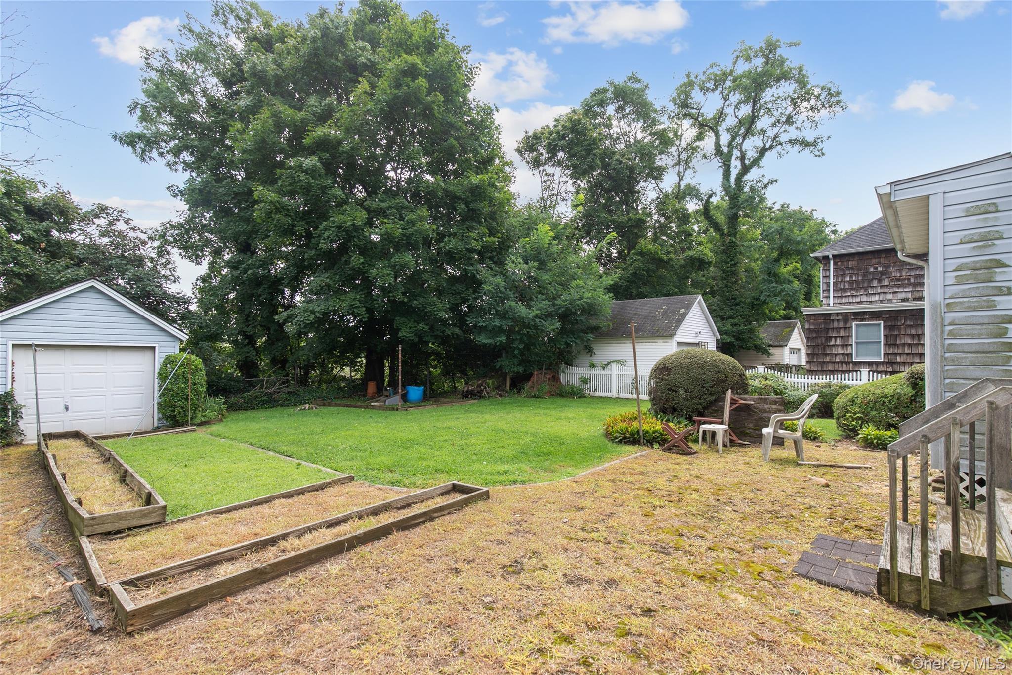 Single Family Saint Marks Place Nassau County, NY 11577, MLS-1042847-5