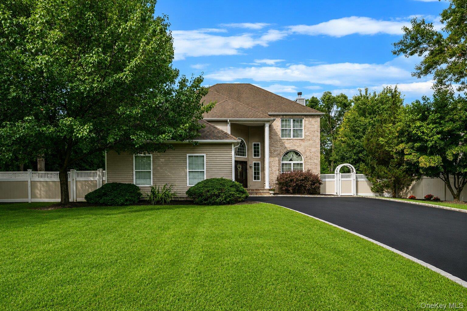Single Family Independence Way Suffolk County, NY 11764, MLS-1042861-2