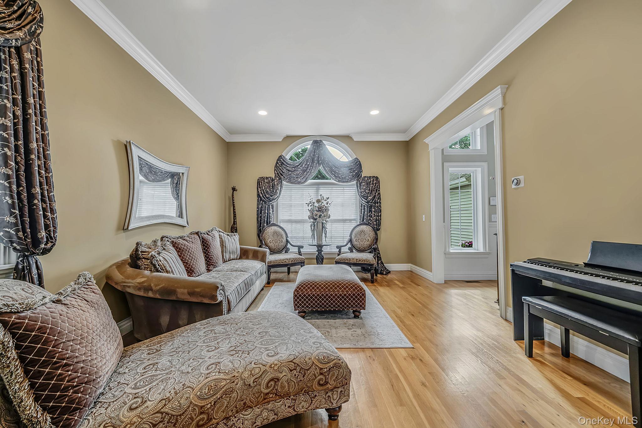 Single Family Independence Way Suffolk County, NY 11764, MLS-1042861-7