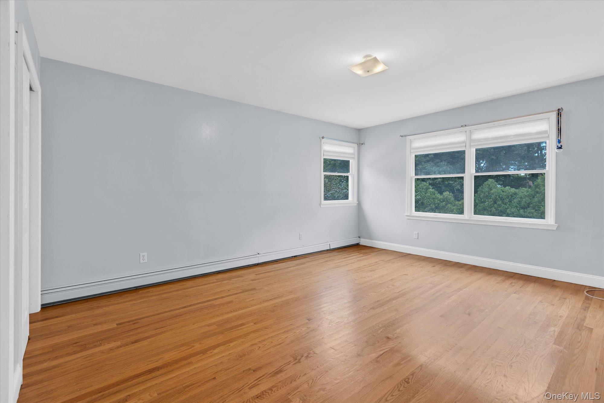 Single Family Pashen Place Suffolk County, NY 11746, MLS-1042863-17