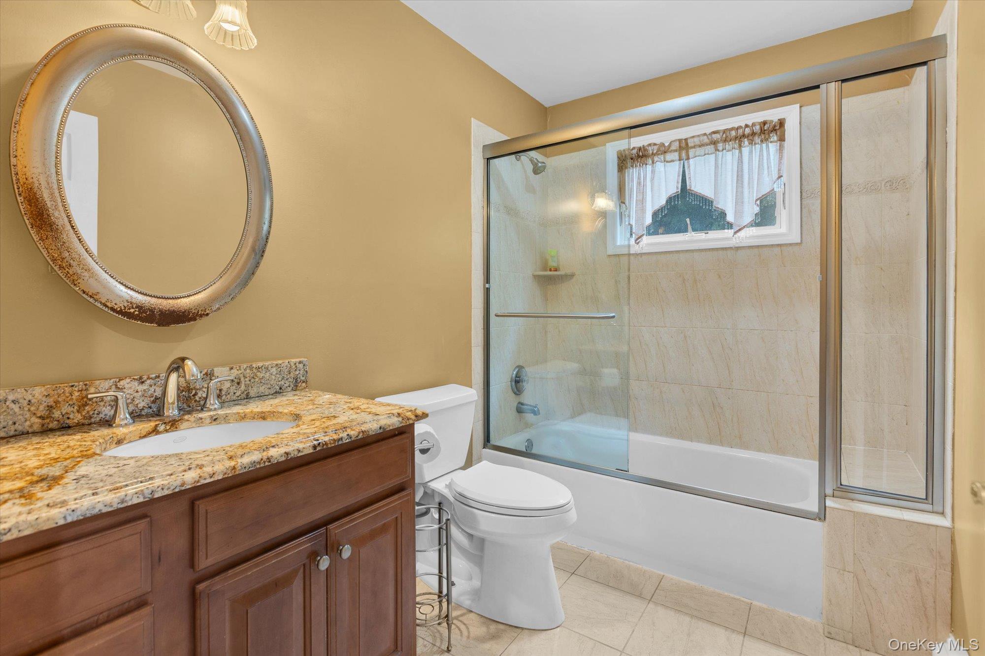 Single Family Pashen Place Suffolk County, NY 11746, MLS-1042863-19