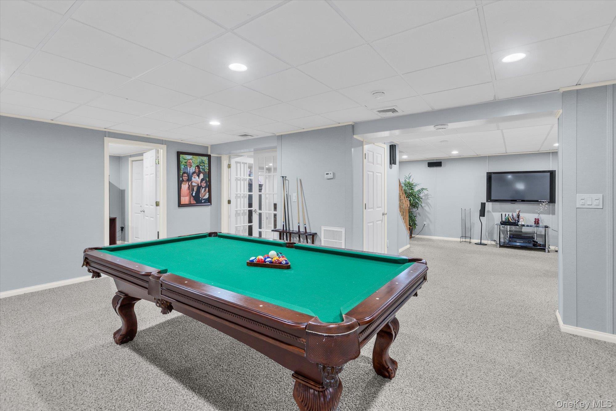 Single Family Pashen Place Suffolk County, NY 11746, MLS-1042863-20
