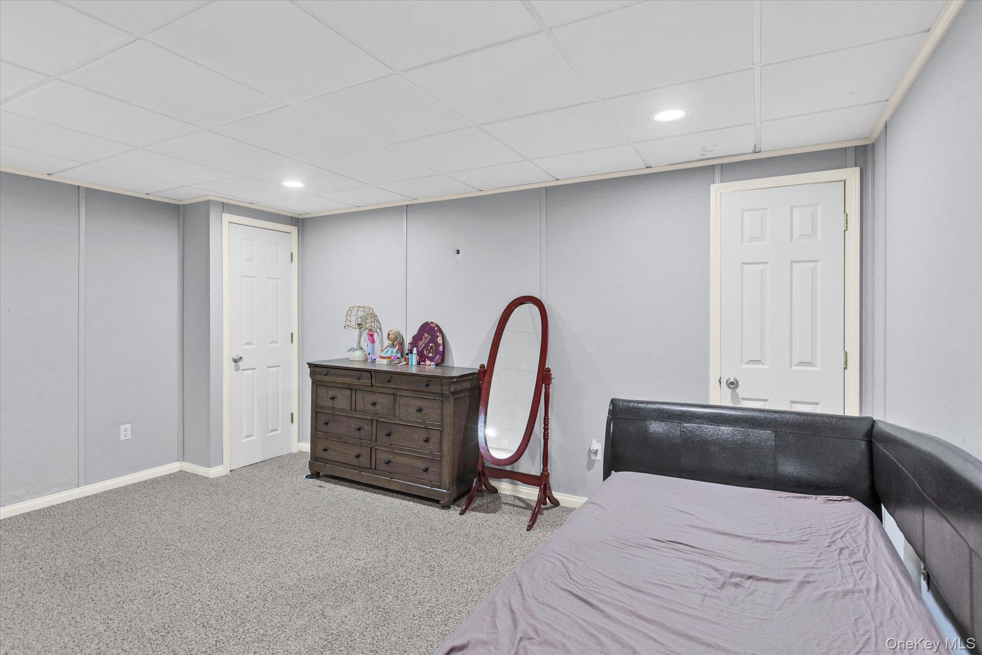 Single Family Pashen Place Suffolk County, NY 11746, MLS-1042863-23
