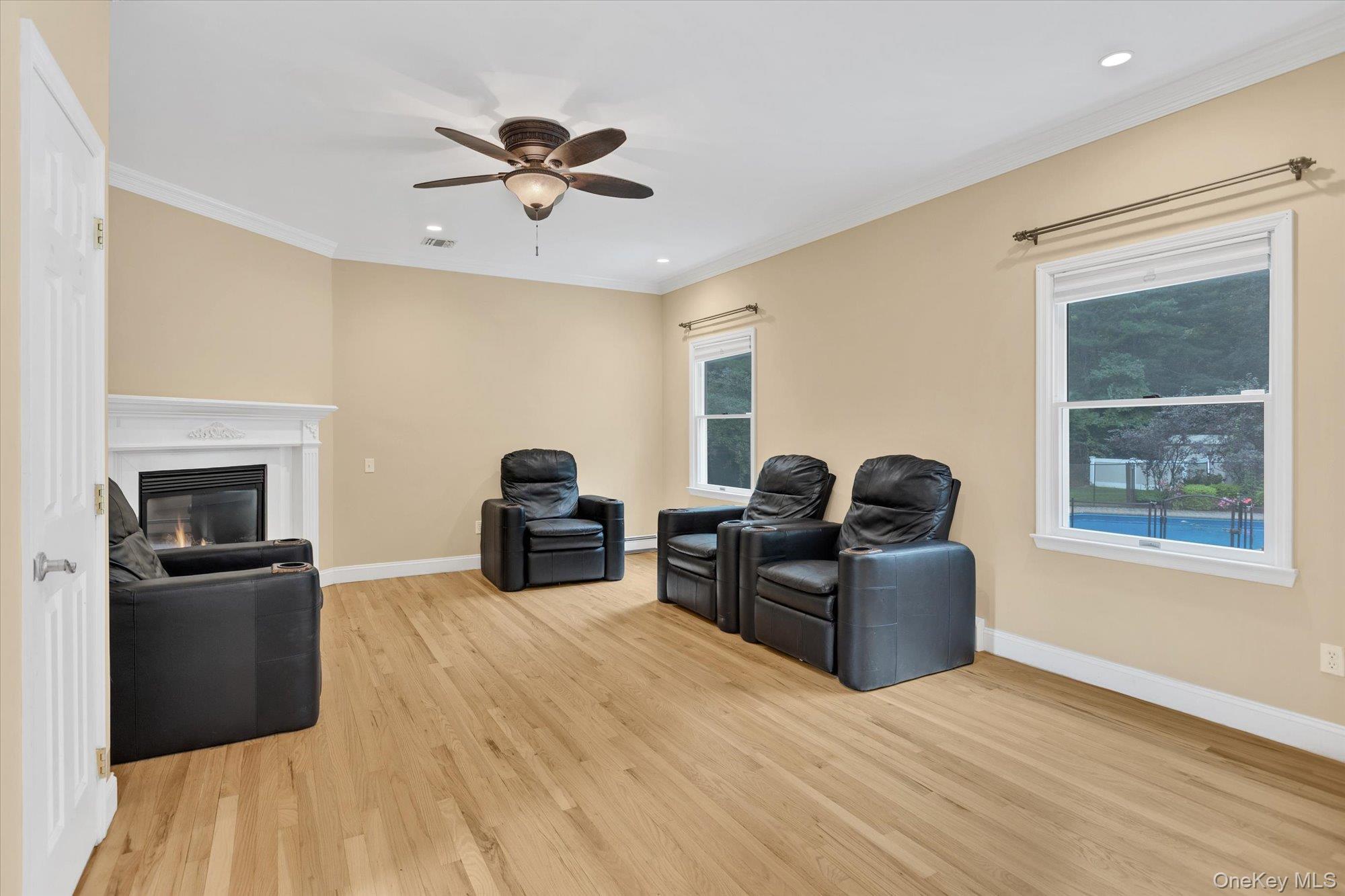Single Family Pashen Place Suffolk County, NY 11746, MLS-1042863-6