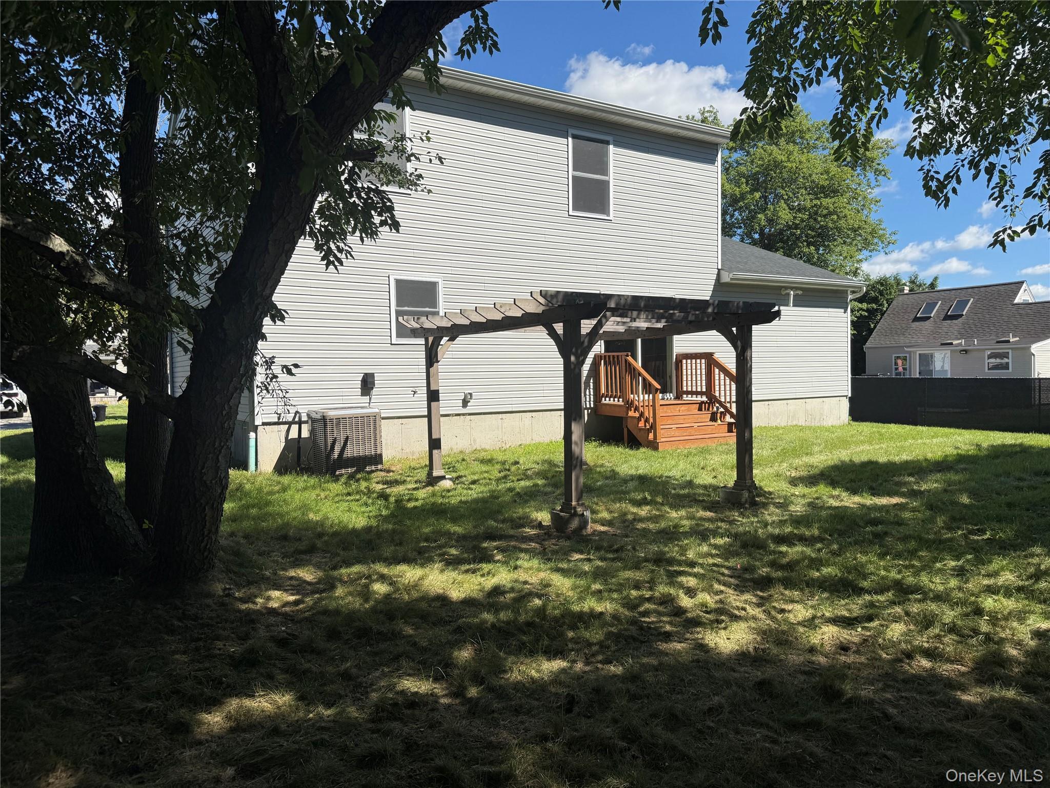 Single Family W Narcissus Road Suffolk County, NY 11951, MLS-1042865-27