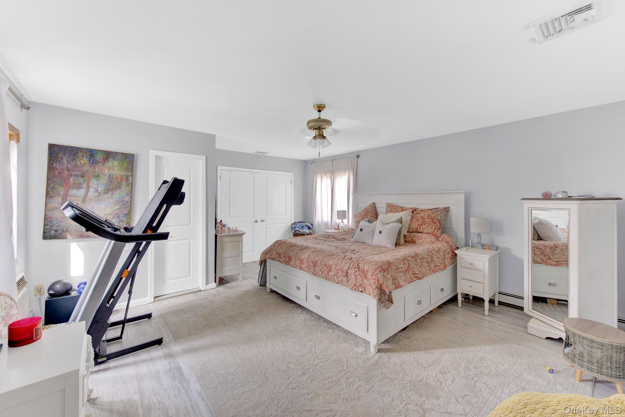 Single Family Cedarhurst Avenue  Nassau County, NY 11569, MLS-1042871-15
