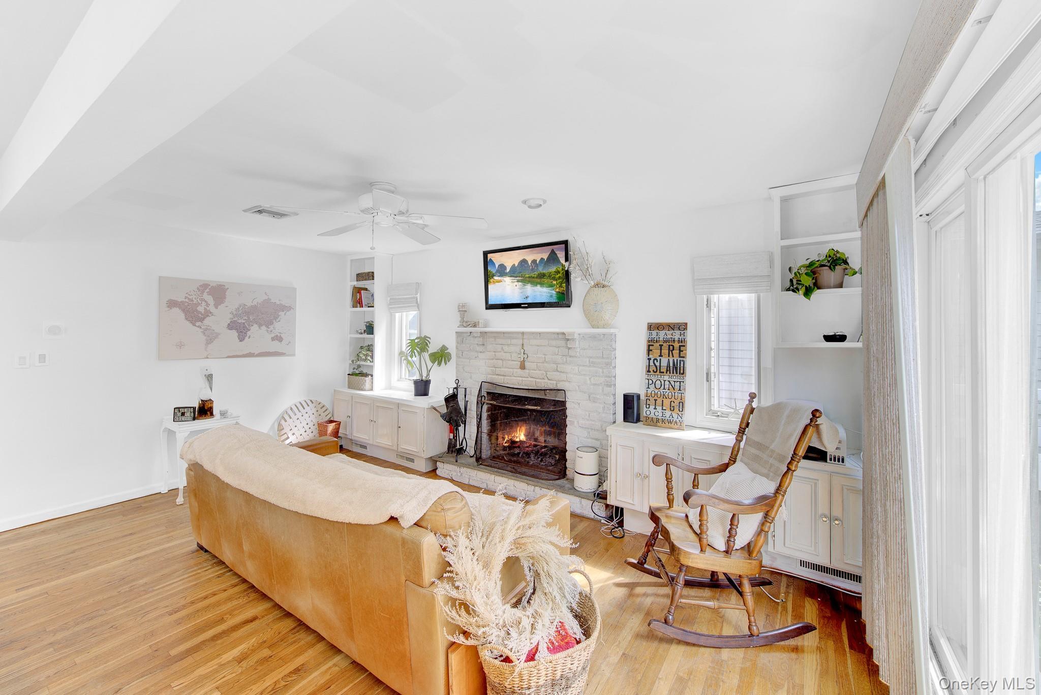 Single Family Cedarhurst Avenue  Nassau County, NY 11569, MLS-1042871-8