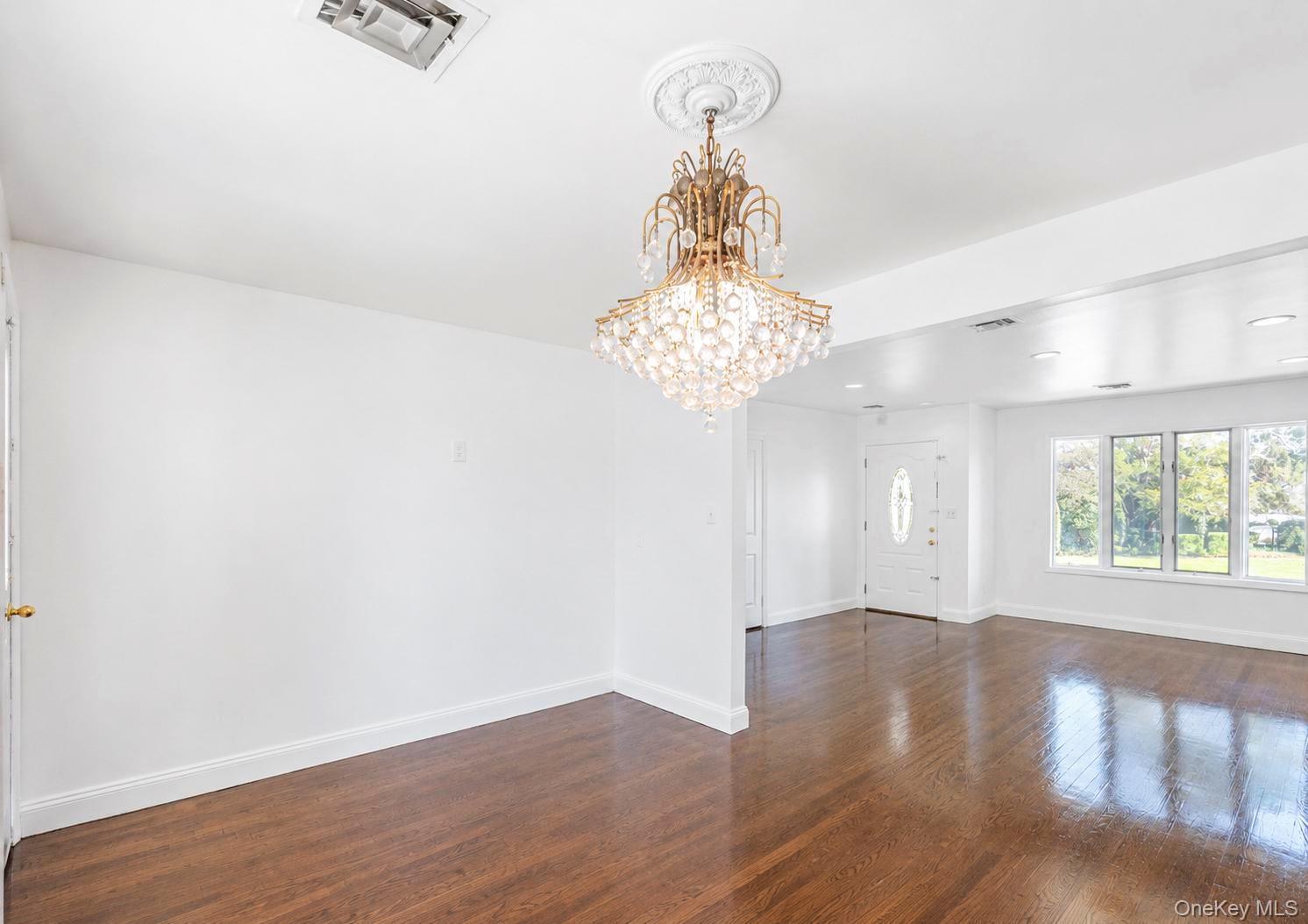 Single Family 6th Street Nassau County, NY 11801, MLS-1042884-6