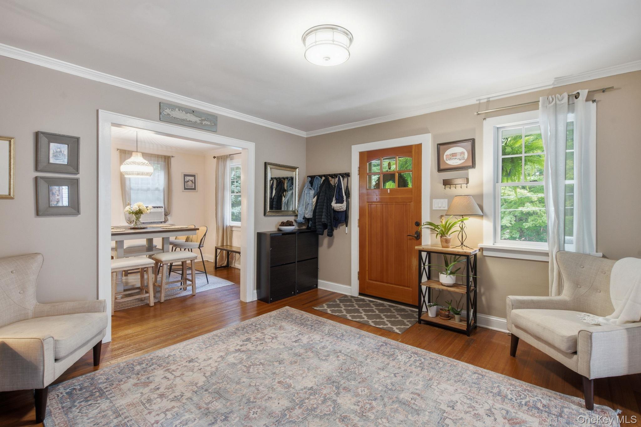 Single Family Norwood Avenue Suffolk County, NY 11768, MLS-1042888-15