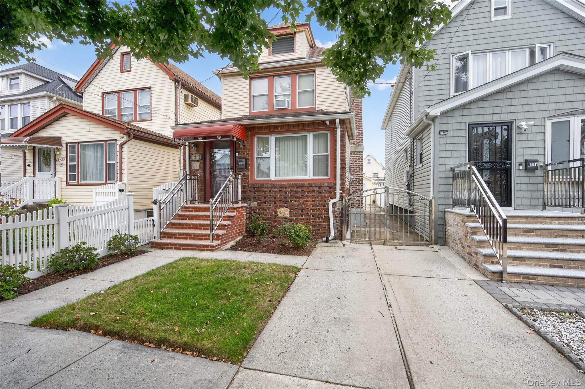 Single Family 219th Street  Queens, NY 11427, MLS-1042890-2