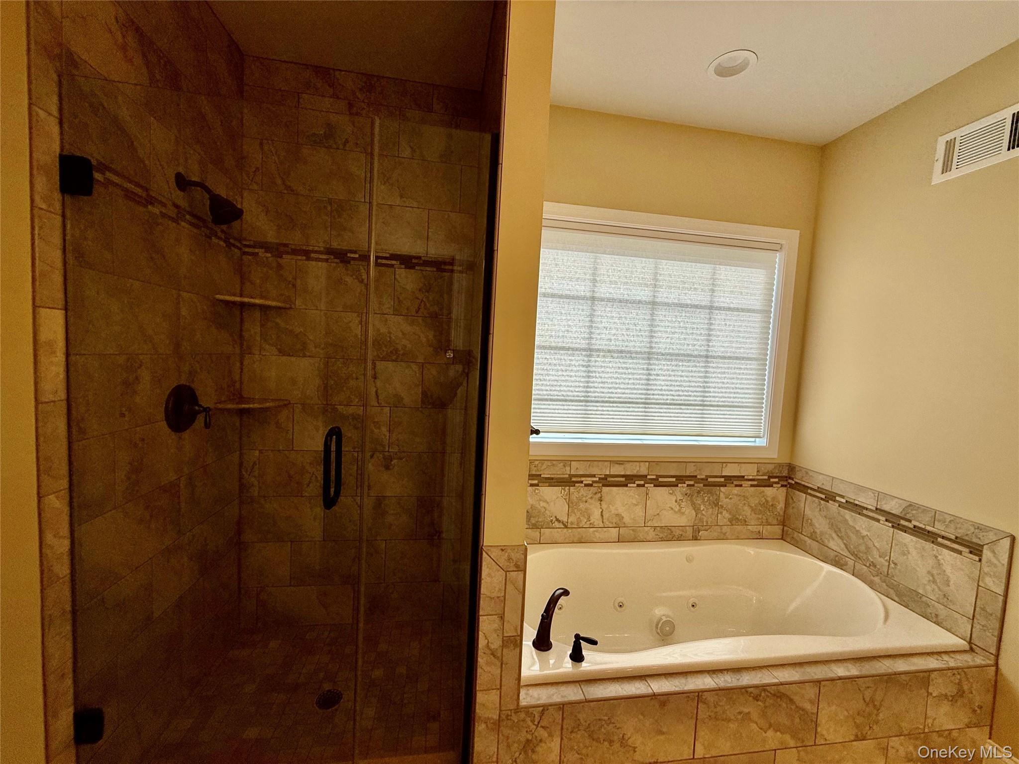 Single Family Lexington Lane Out Of Area, NY 18610, MLS-1042892-21