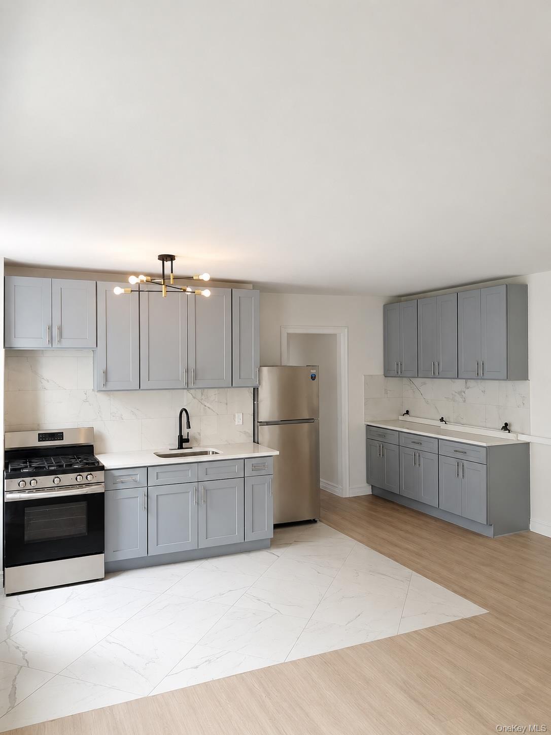 Single Family Strauss Street  Brooklyn, NY 11212, MLS-1042901-2