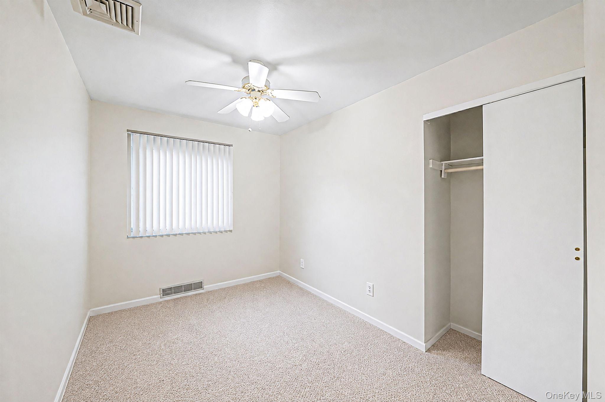 Single Family Hawkins Road Suffolk County, NY 11784, MLS-1042902-13