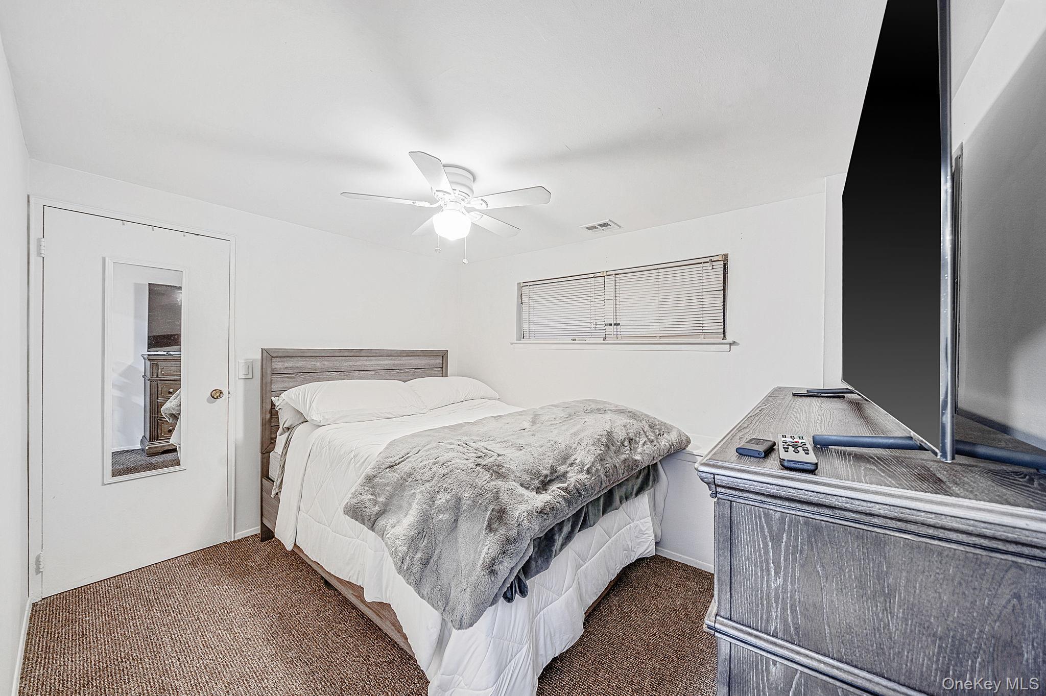 Single Family Hawkins Road Suffolk County, NY 11784, MLS-1042902-19