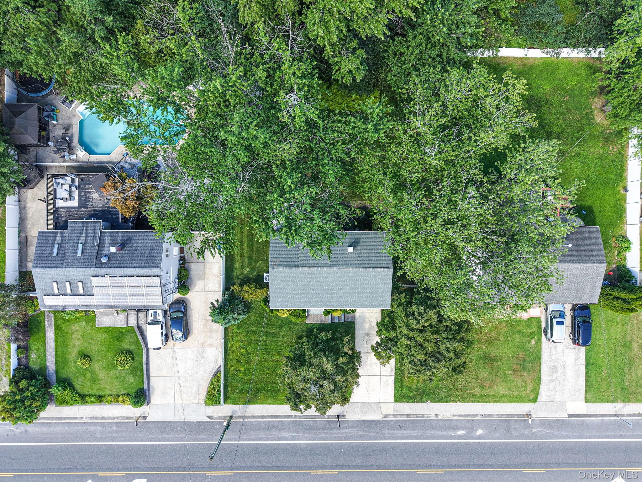 Single Family Hawkins Road Suffolk County, NY 11784, MLS-1042902-25