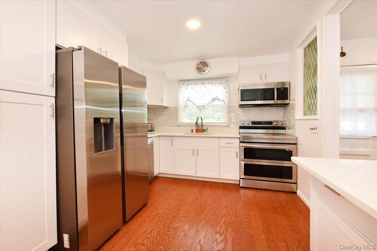 Single Family Jenkins Avenue  Suffolk County, NY 11703, MLS-1042906-14