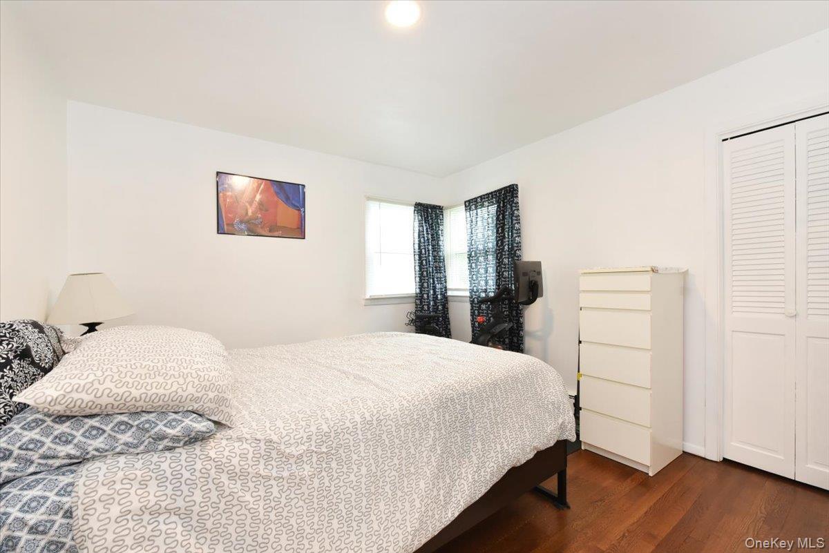Single Family Jenkins Avenue  Suffolk County, NY 11703, MLS-1042906-18