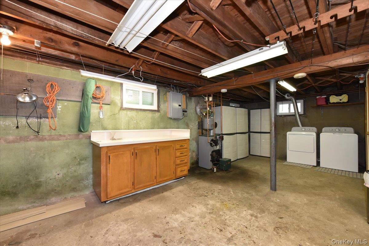 Single Family Jenkins Avenue  Suffolk County, NY 11703, MLS-1042906-23