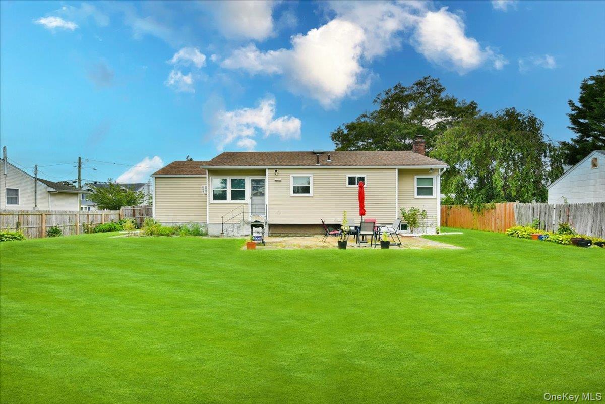 Single Family Jenkins Avenue  Suffolk County, NY 11703, MLS-1042906-24