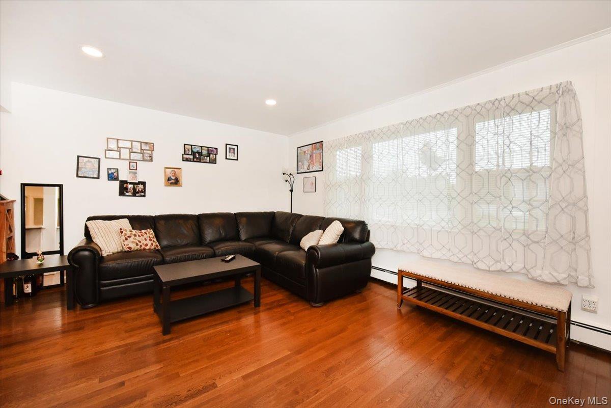 Single Family Jenkins Avenue  Suffolk County, NY 11703, MLS-1042906-6