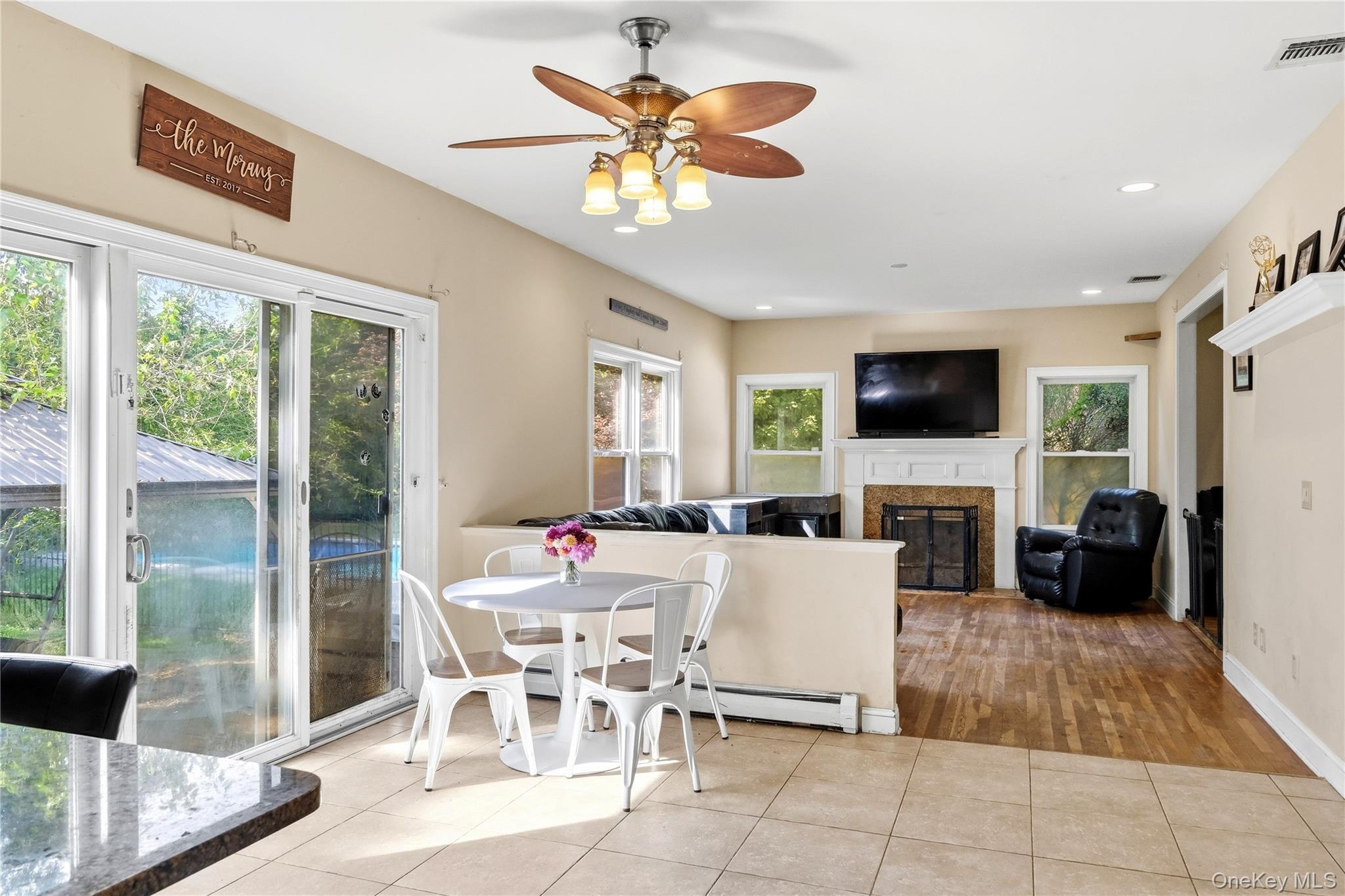 Single Family Melrose Parkway Suffolk County, NY 11772, MLS-1042925-7