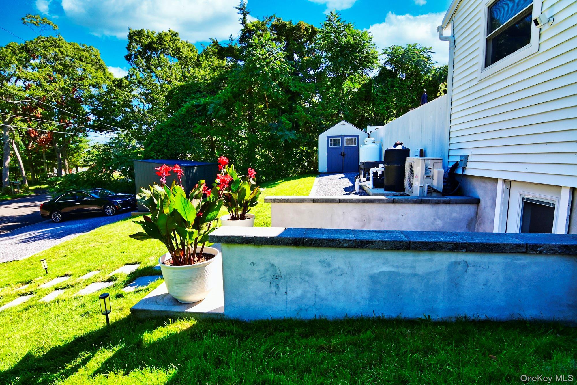 Single Family Kathy Street Suffolk County, NY 11946, MLS-1042932-45