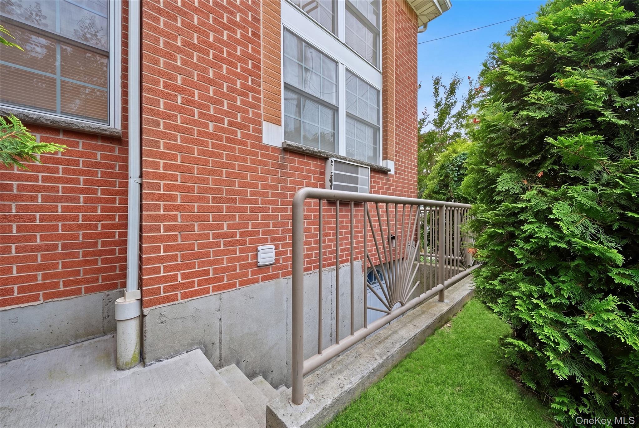 Single Family 157th Street  Queens, NY 11355, MLS-1042960-32