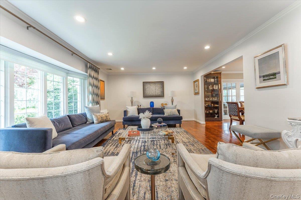 Single Family Woodmere Boulevard  Nassau County, NY 11598, MLS-1042971-7