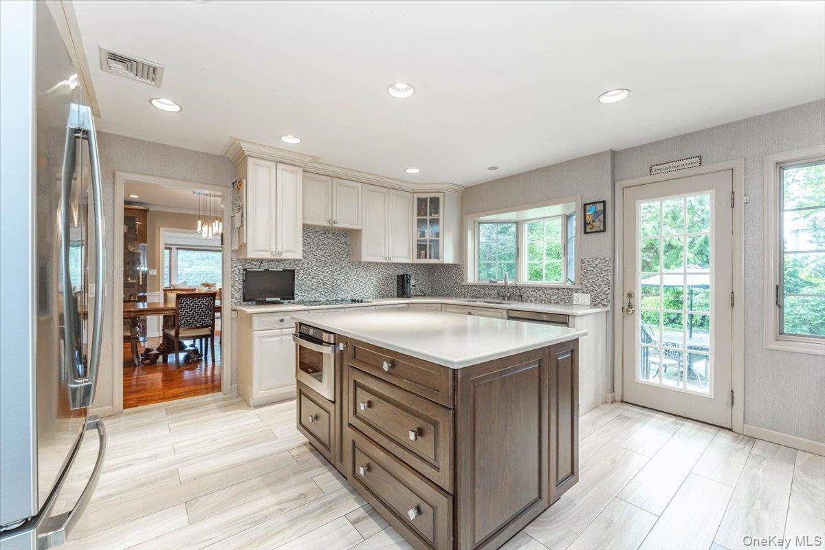 Single Family Woodmere Boulevard  Nassau County, NY 11598, MLS-1042971-9