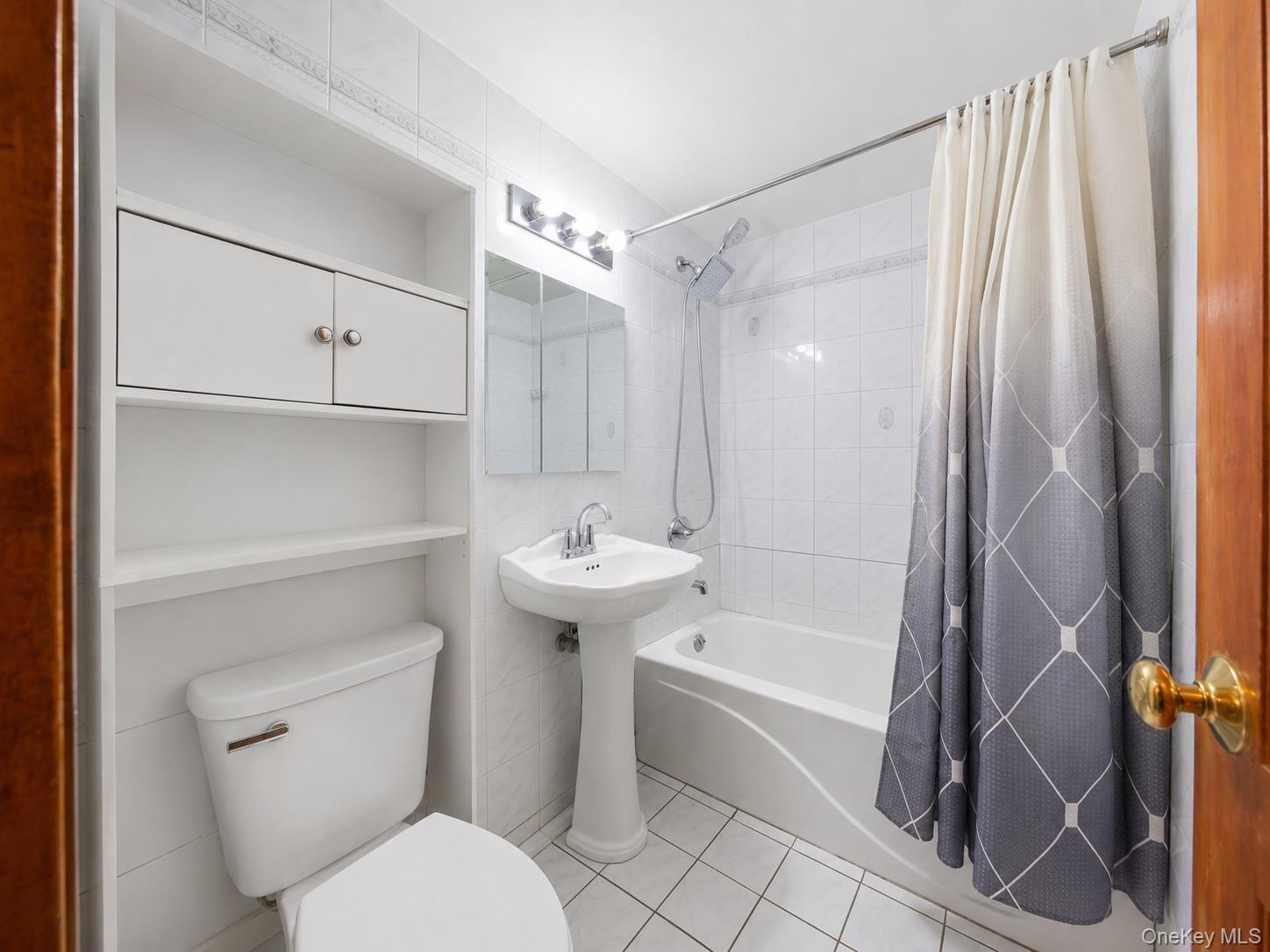 Single Family Brooklyn Avenue Brooklyn, NY 11213, MLS-1042989-21