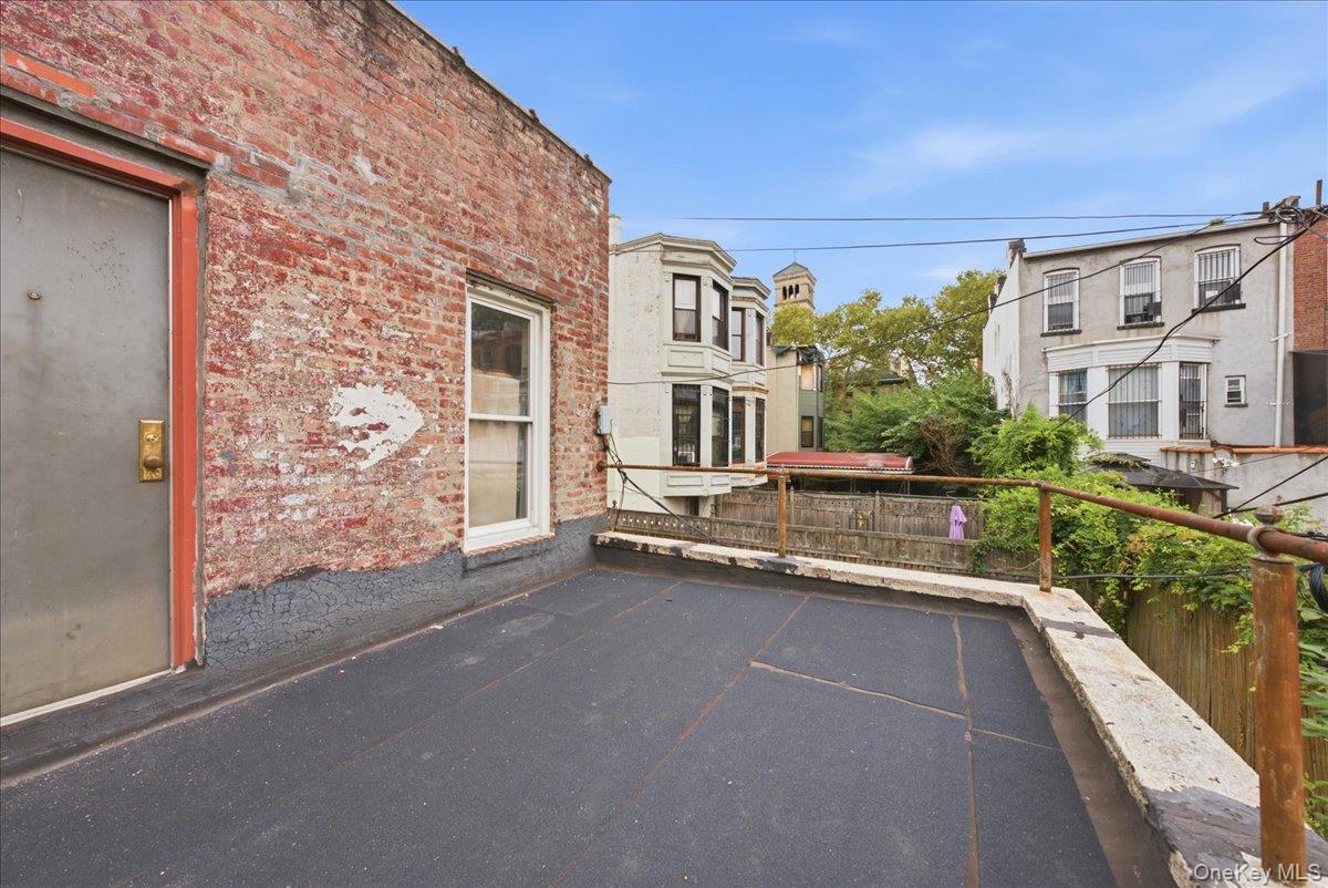 Single Family Brooklyn Avenue  Brooklyn, NY 11213, MLS-1042989-28