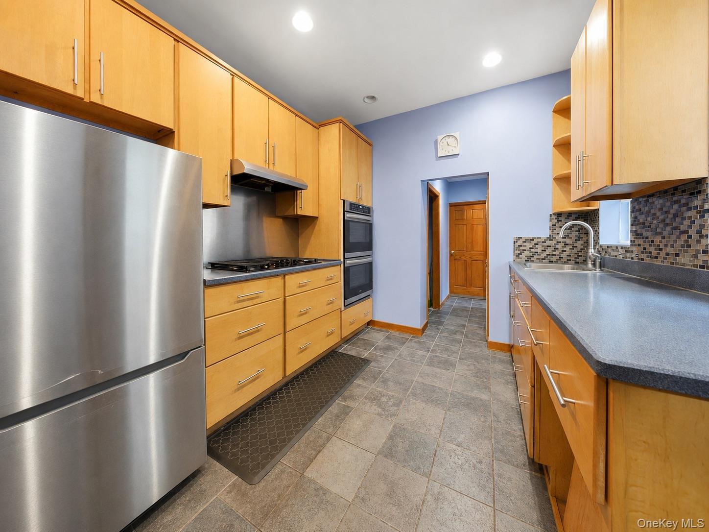 Single Family Brooklyn Avenue Brooklyn, NY 11213, MLS-1042989-5