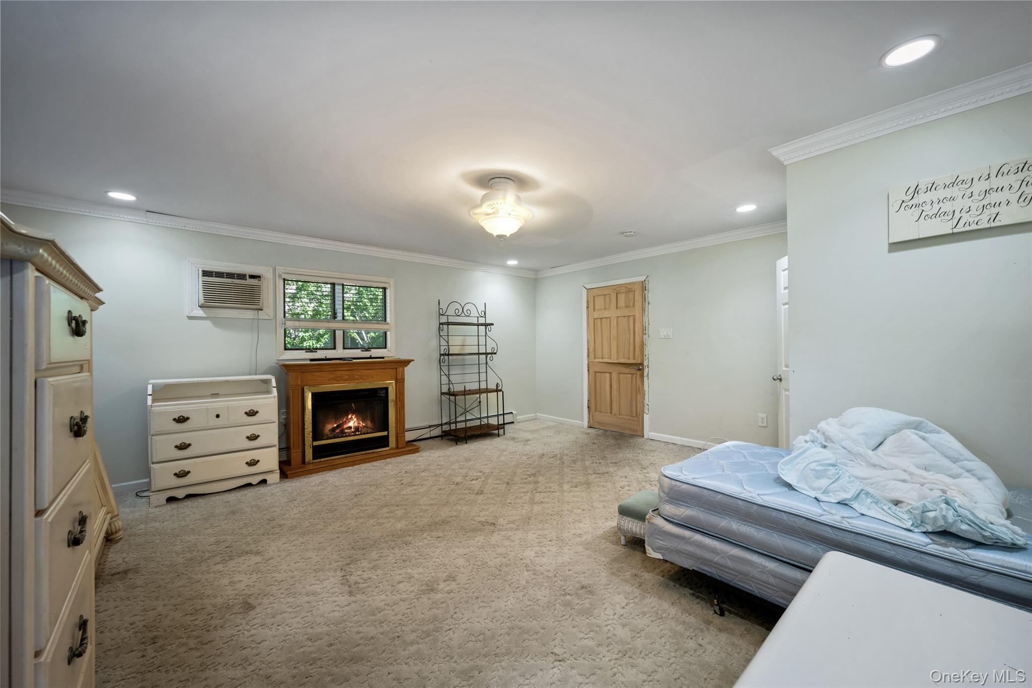 Single Family Watson Street Suffolk County, NY 11730, MLS-1043003-16