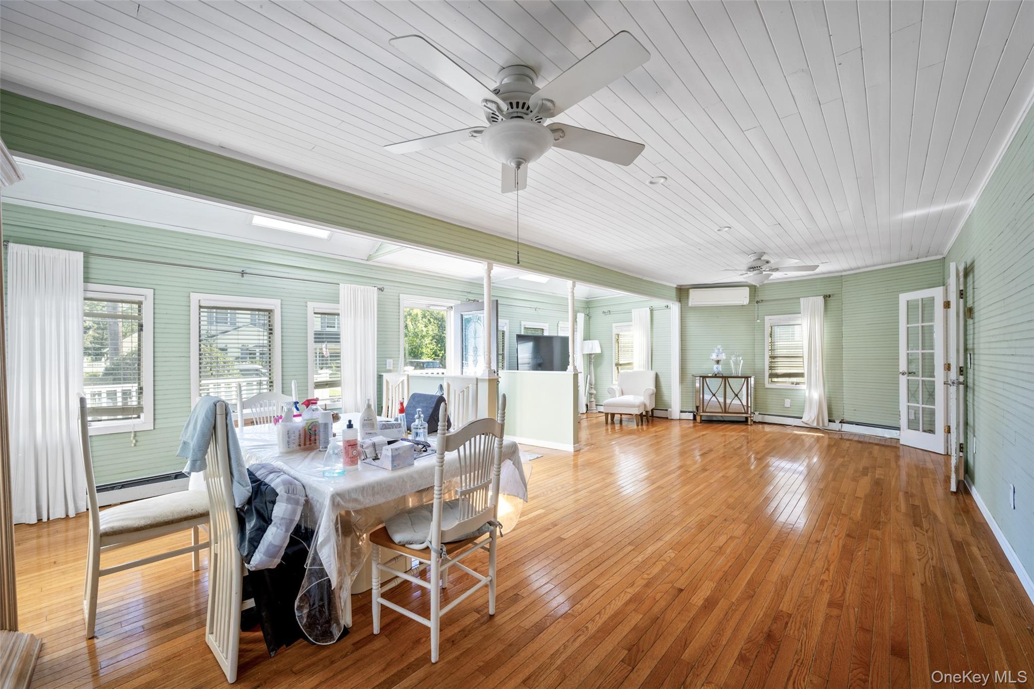 Single Family Watson Street Suffolk County, NY 11730, MLS-1043003-5