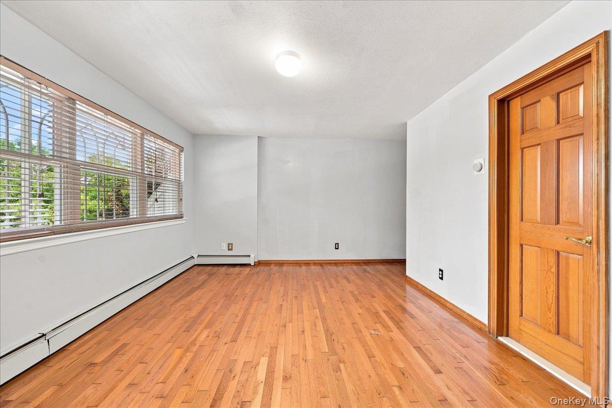 Single Family Stanton Court  Bronx, NY 10473, MLS-1043018-11