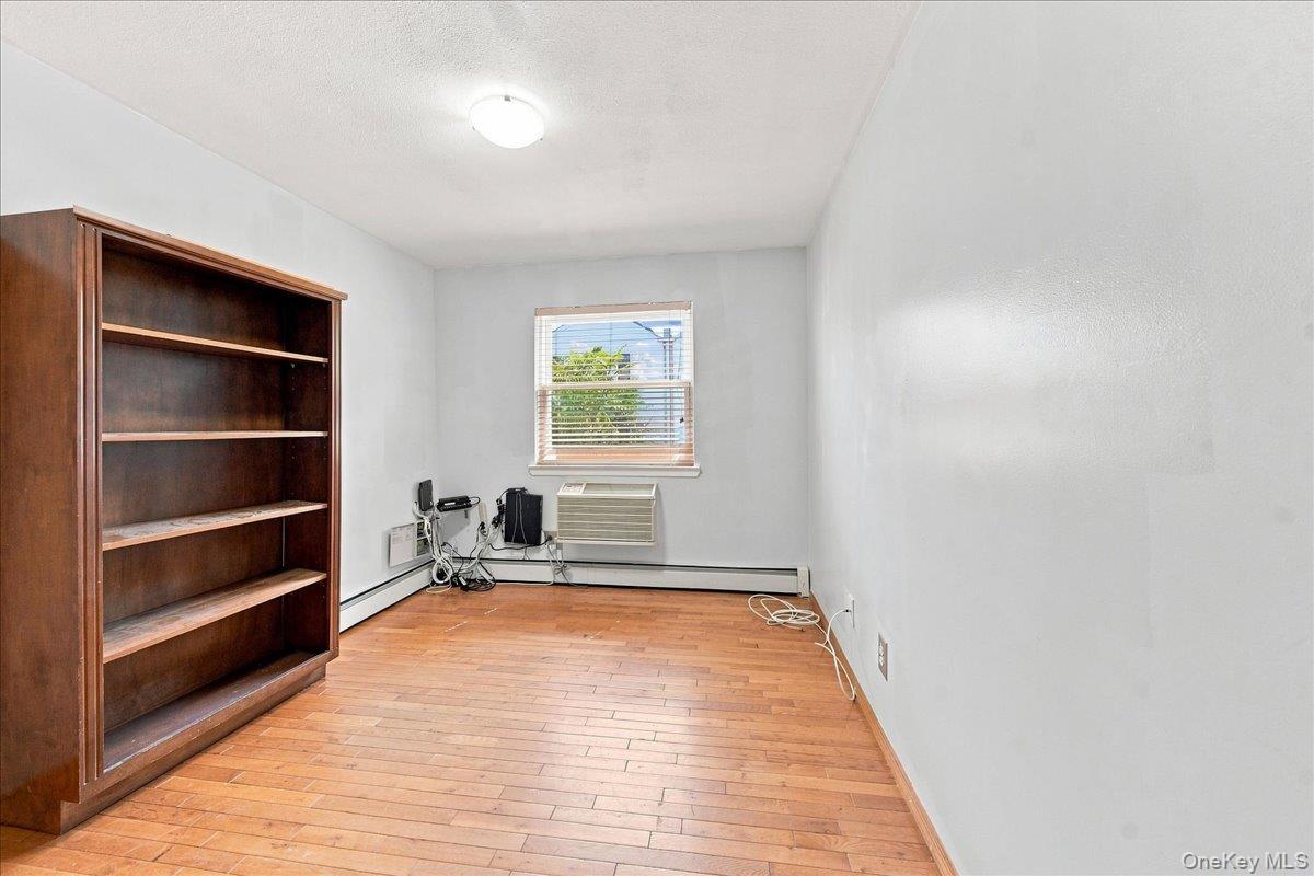 Single Family Stanton Court  Bronx, NY 10473, MLS-1043018-16